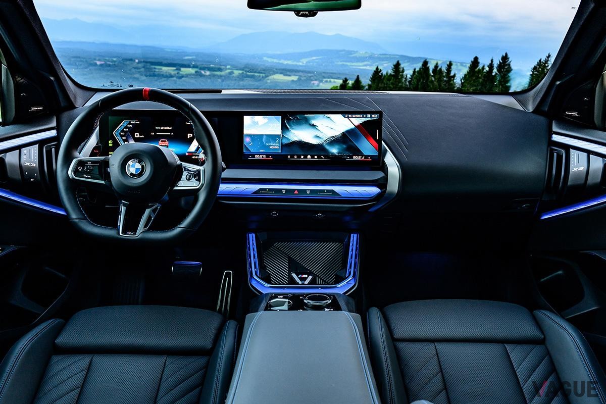 BMW新型「X3 M50 xDrive」のインテリア