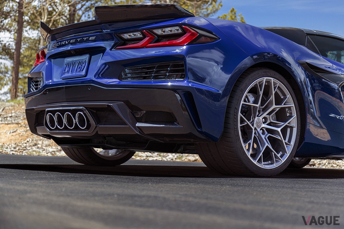 アメリカン・スーパースポーツの代表格、シボレー「コルベット」。2024年7月に追加された「コルベットZR1」は1079馬力の5.5リッターV8ツインターボを搭載