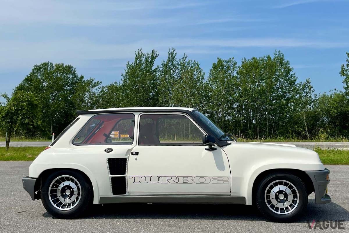 海外オークションに登場した1983年式ルノー「5（サンク）ターボ2」