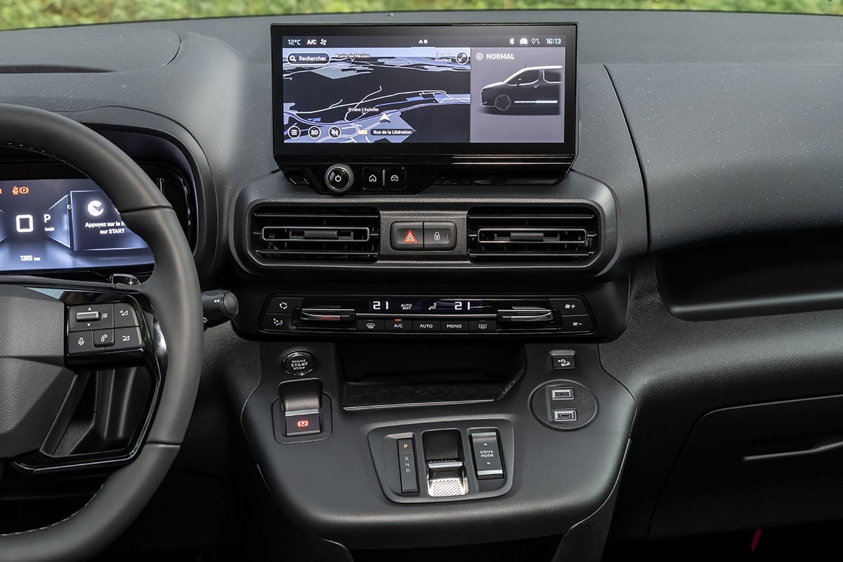 シトロエン新型「ベルランゴ」（写真は欧州仕様の「E-ベルランゴ」）