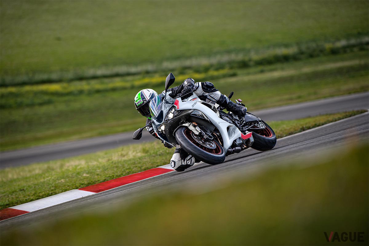 カワサキ「Ninja ZX-6R」の2025年モデル