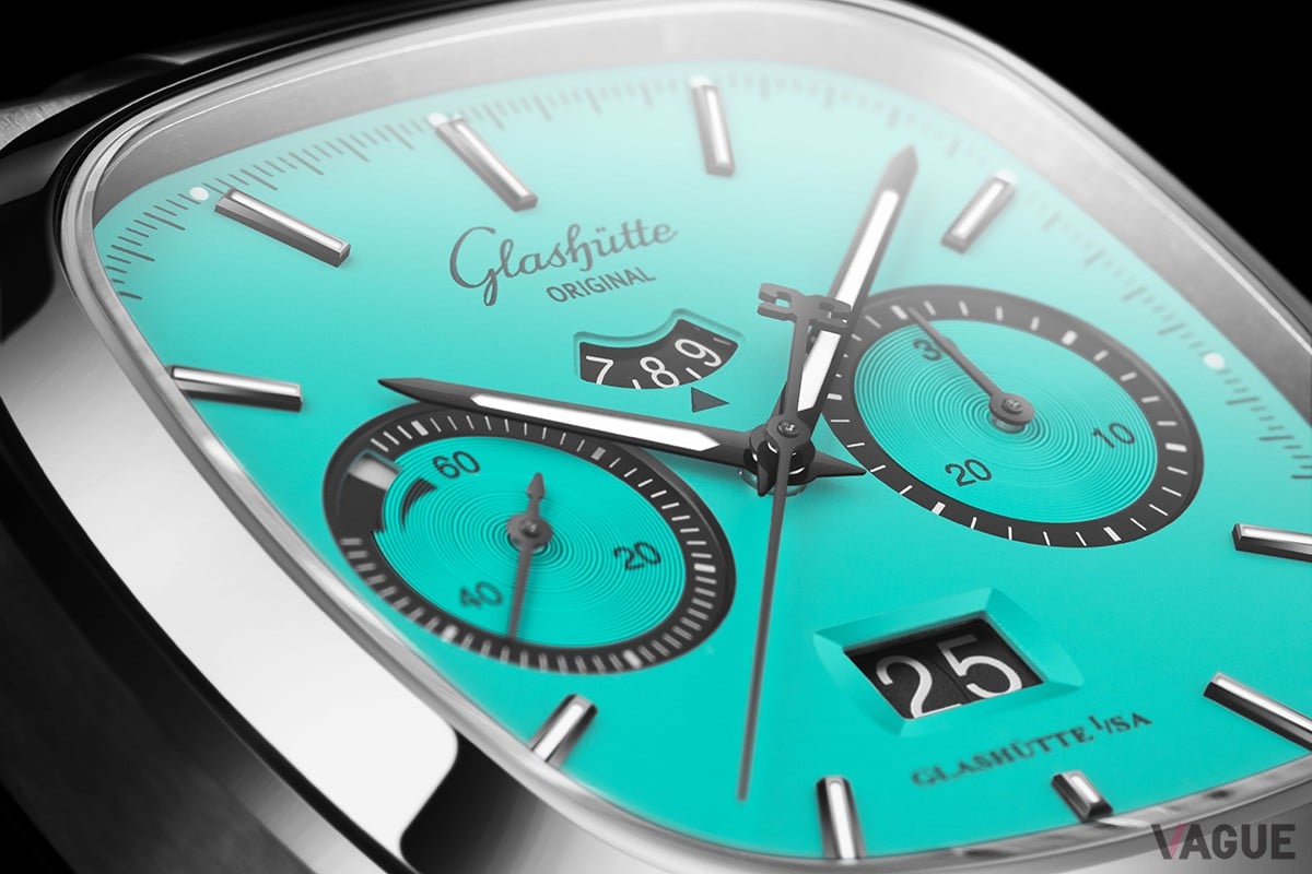 鮮やかなカラーと四角いダイヤルが新鮮！ サイズ感もちょうどいい、70