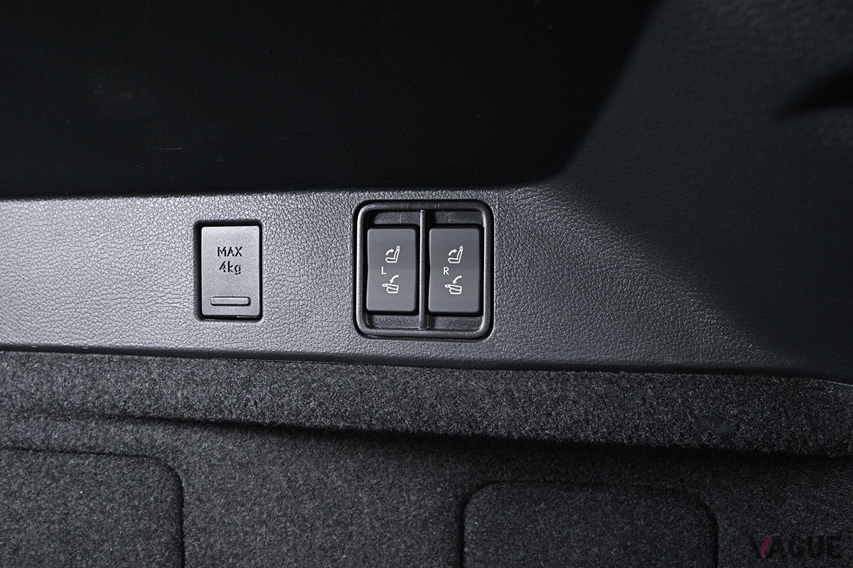 適度なボディサイズながら使いやすいラゲッジスペースを有しており、快適なゴルフ旅を楽しめるレクサス「NX」