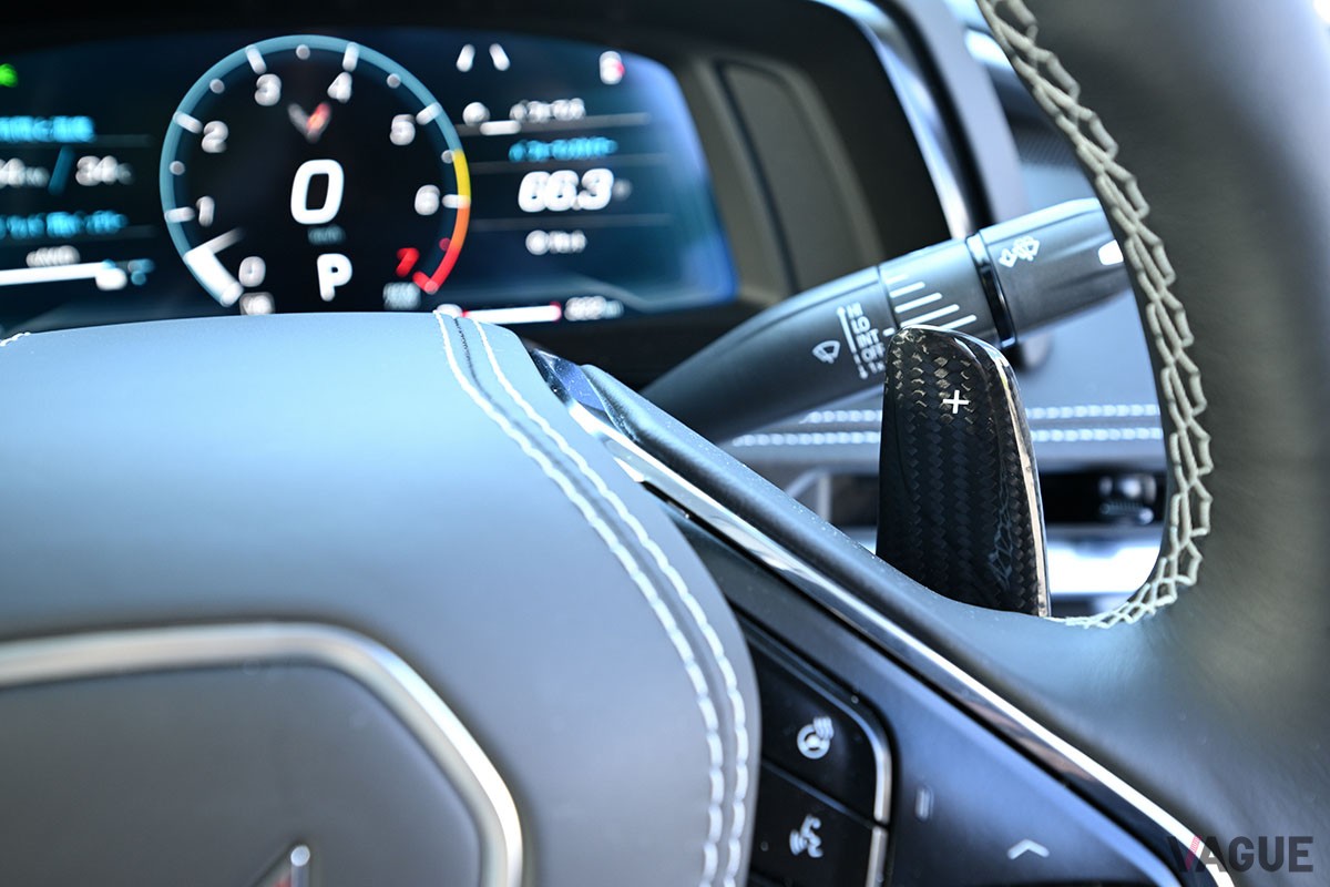 シボレー新型「コルベットE-Ray」