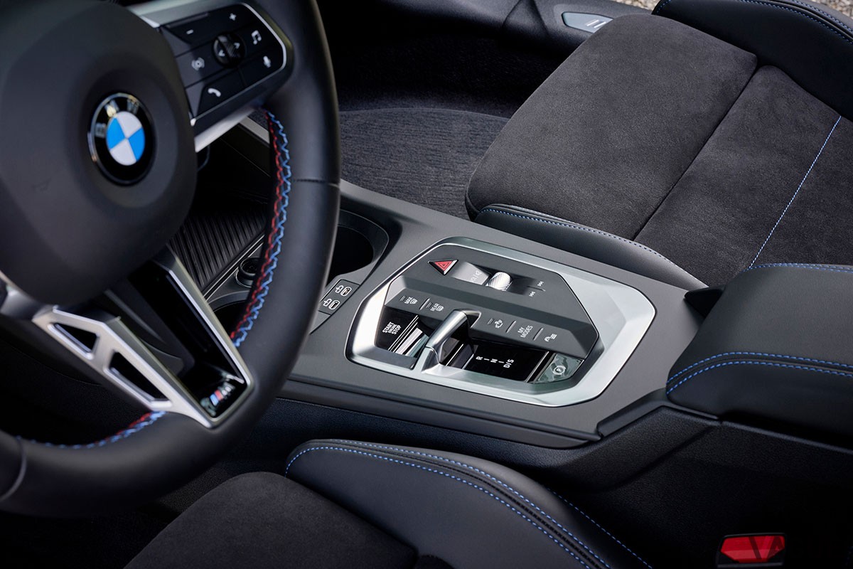 BMW新型「M135i xDrive」