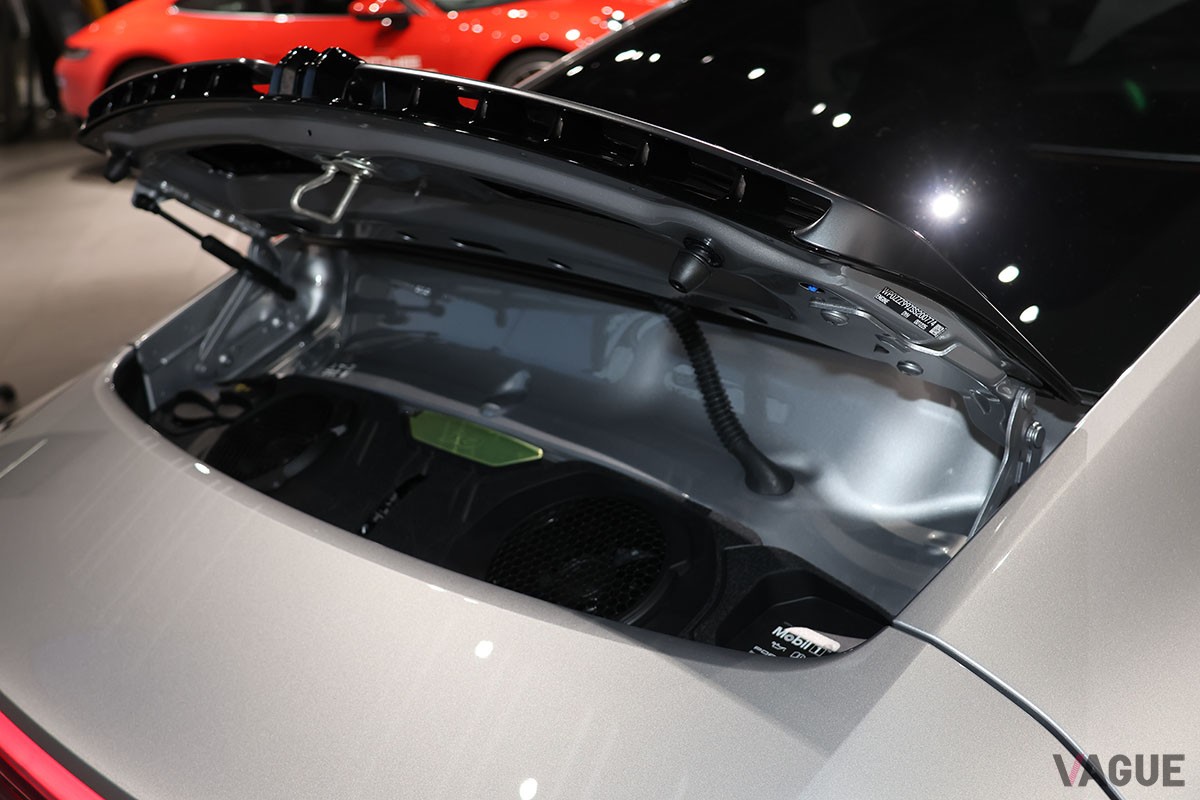 初開催となった「Night Misson 911」で日本初公開されたポルシェ新型「911カレラ」