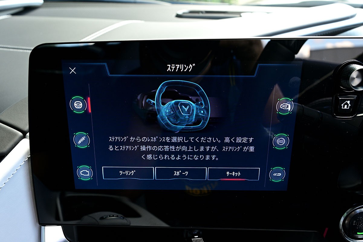 シボレー新型「コルベットE-Ray」