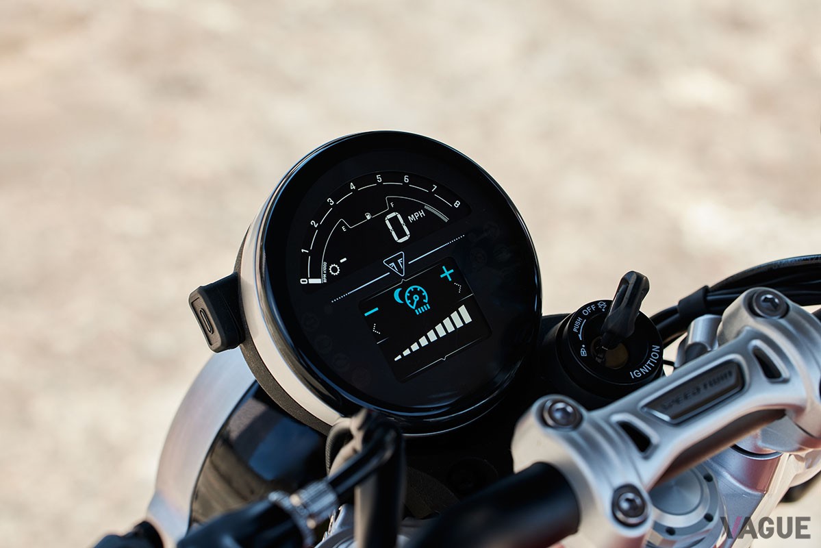トライアンフ新型「スピードツイン1200RS」