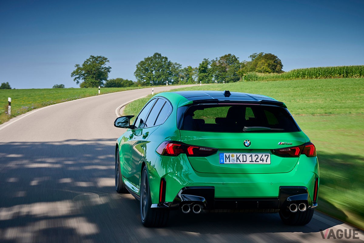 BMW新型「M135i xDrive」