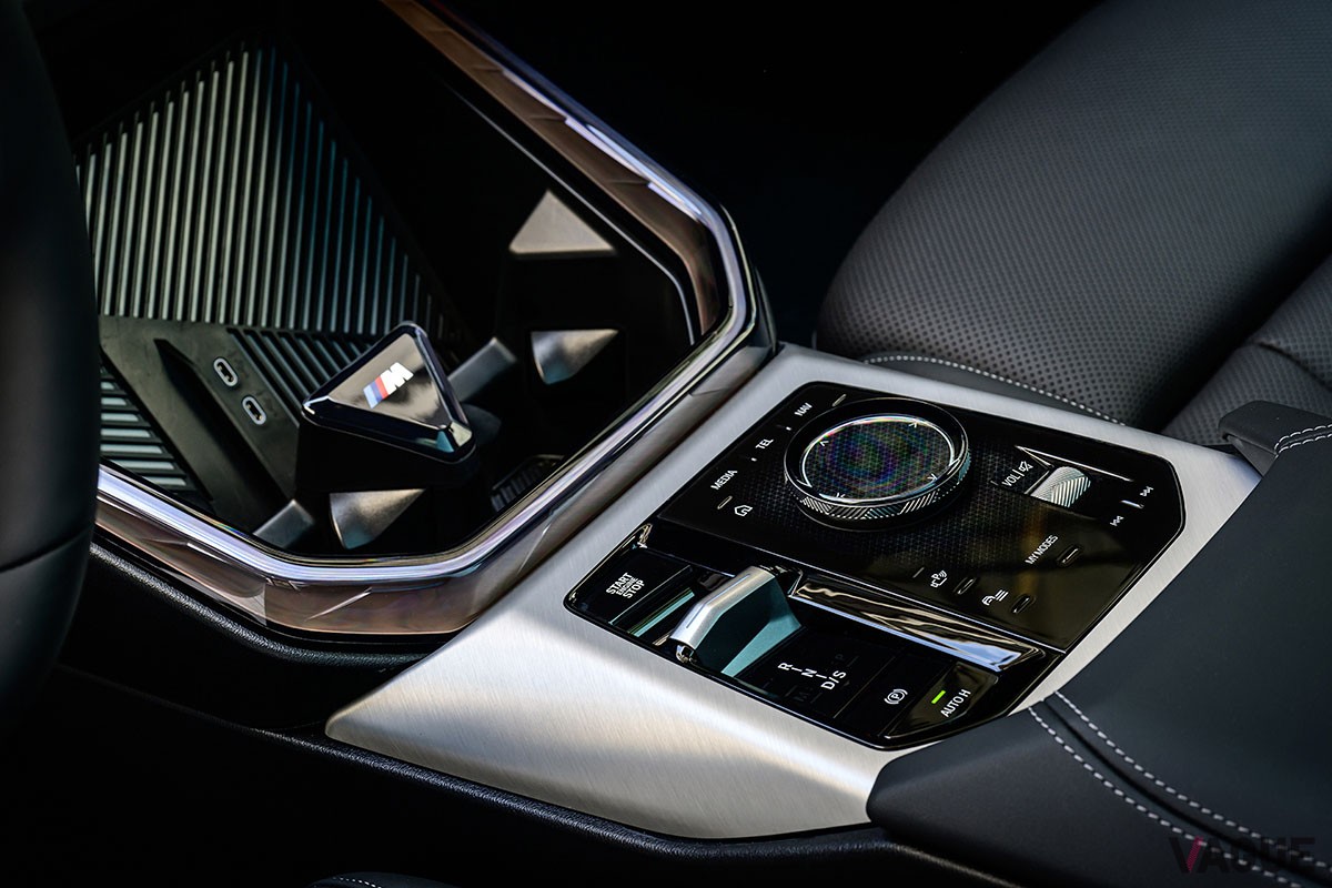 BMW新型「X3 20 xDrive Mスポーツ」