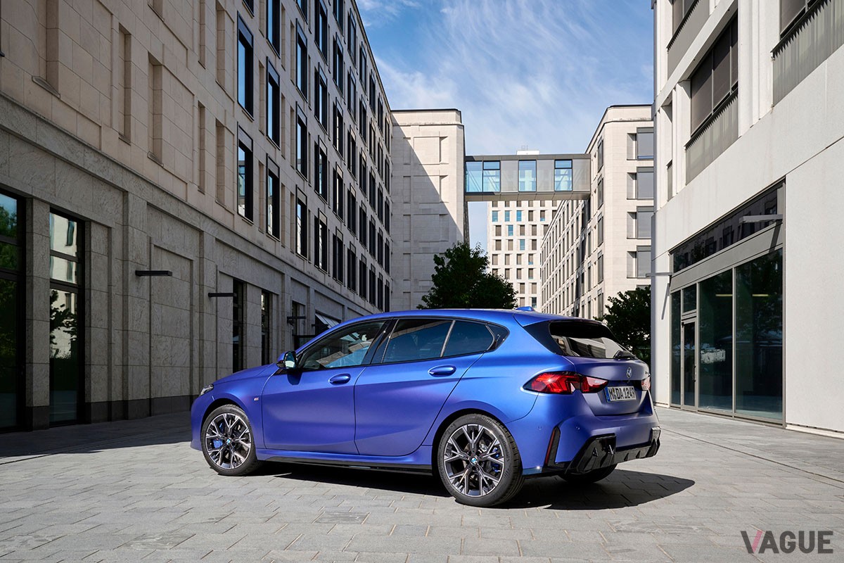 BMW新型「120」