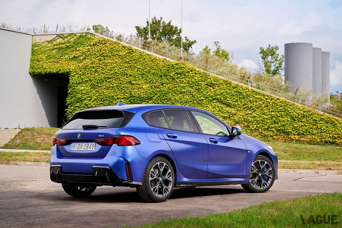 BMW新型「120」