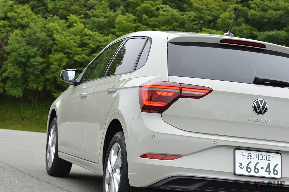 VW「ポロ」。Bセグメントコンパクトカーだがハイオク仕様だ