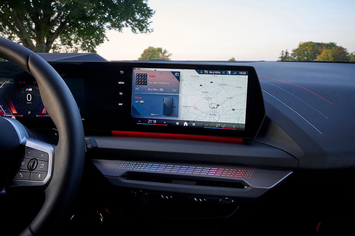 BMW新型「120」