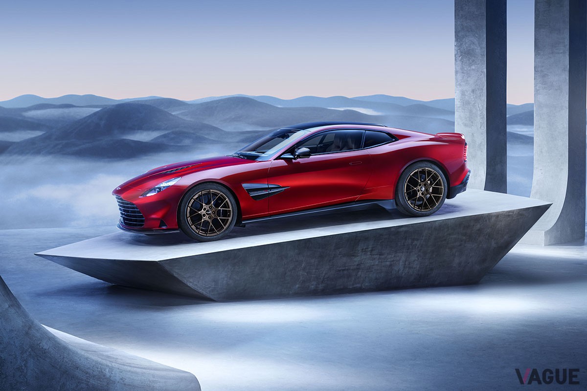 世界初公開されたアストンマーティン新型「ヴァンキッシュ」