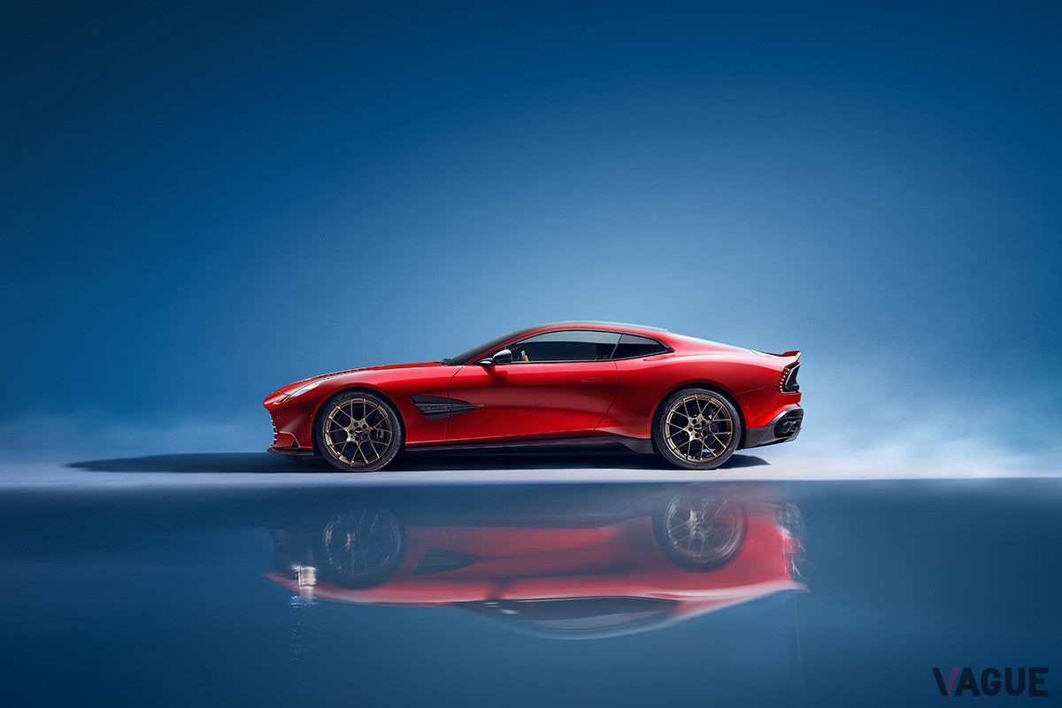 世界初公開されたアストンマーティン新型「ヴァンキッシュ」