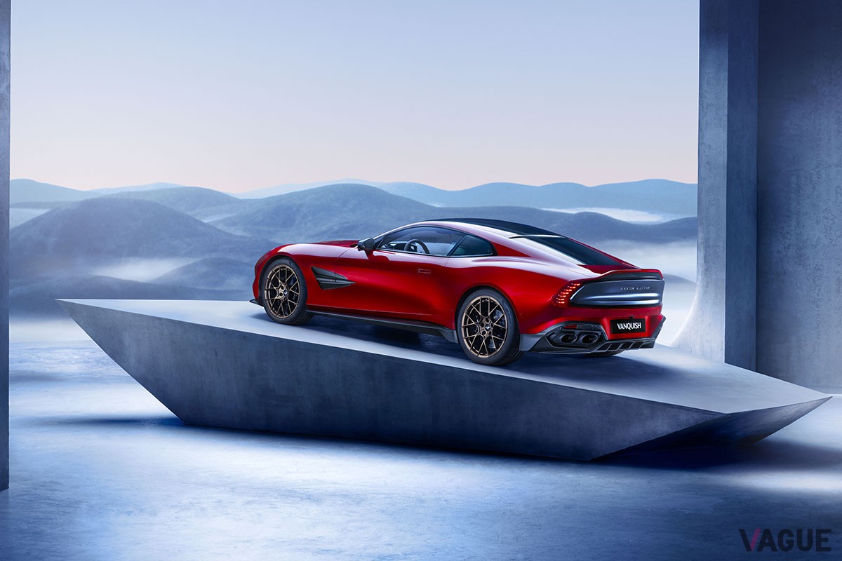 世界初公開されたアストンマーティン新型「ヴァンキッシュ」