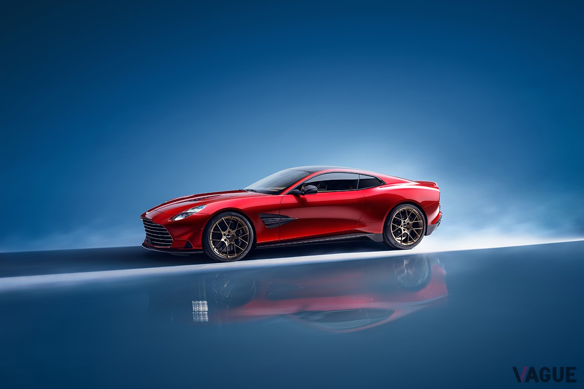 世界初公開されたアストンマーティン新型「ヴァンキッシュ」