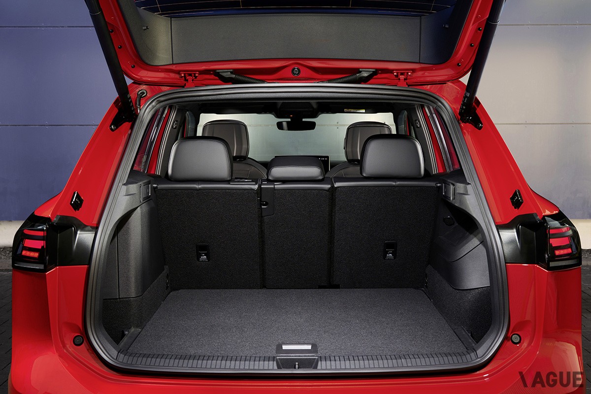 VW新型「ティグアン」の荷室
