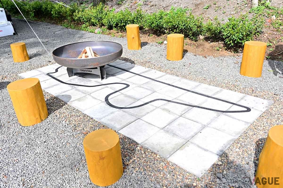 目の前がサーキットという非日常空間が楽しめる「RECAMP FUJI SPEEDWAY AREA／100R」