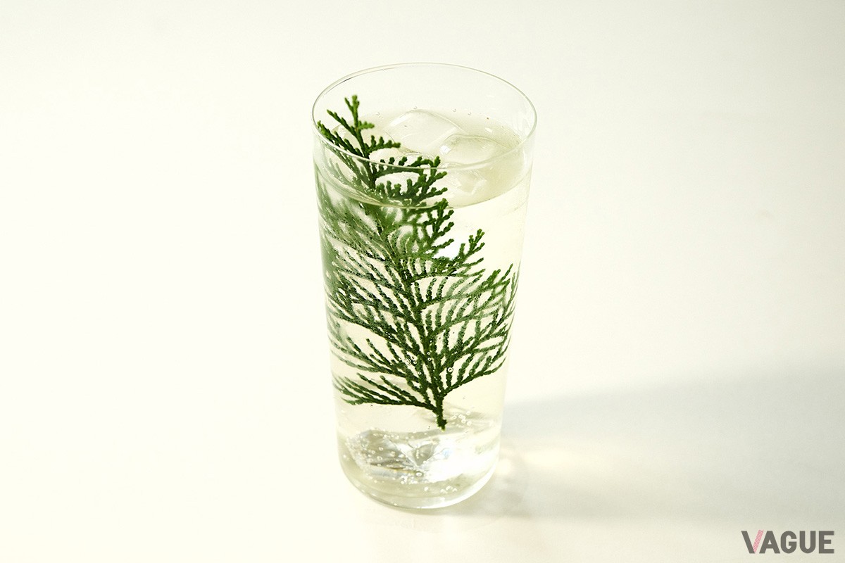 オリジナルカクテルやモクテルもまた香に優れた植物を中心に作られる