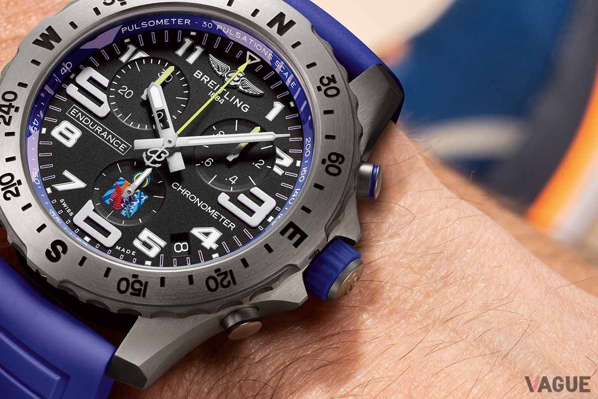 アイアンマン記念モデルにふさわしい、タフで軽量なチタンのケース、COSC公認クロノメーターの高精度など確かな性能を持つ