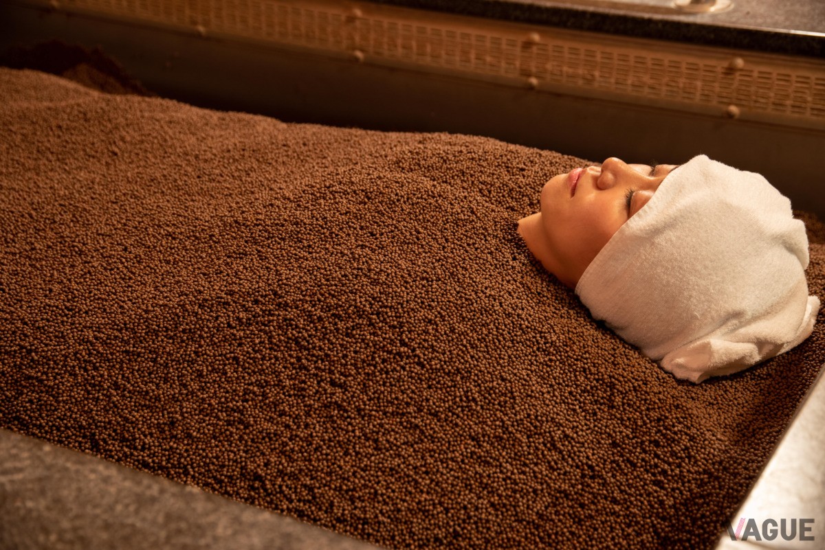 セラミック・スパで温まる