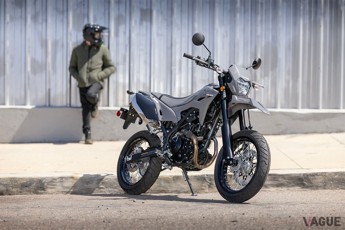 カワサキ新型「KLX230SM」