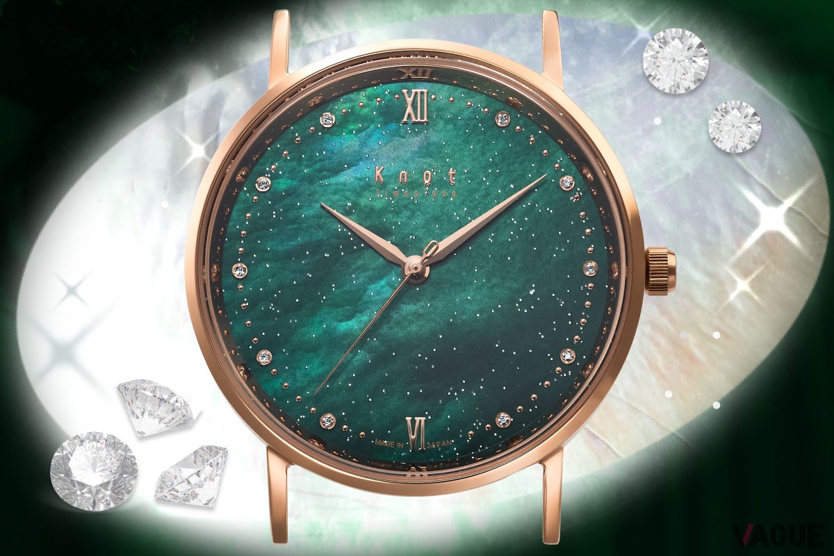 マザー・オブ・パールにシルバーラメを施したジュエリーソーラーモデル