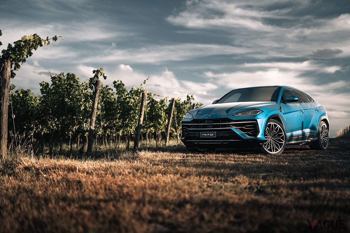 ランボルギーニ新型「ウルスSE」