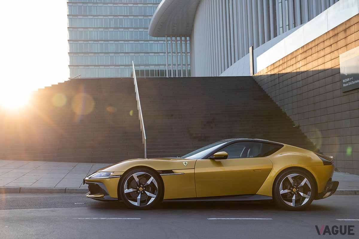 フェラーリ新型「ドーディチ チリンドリ」