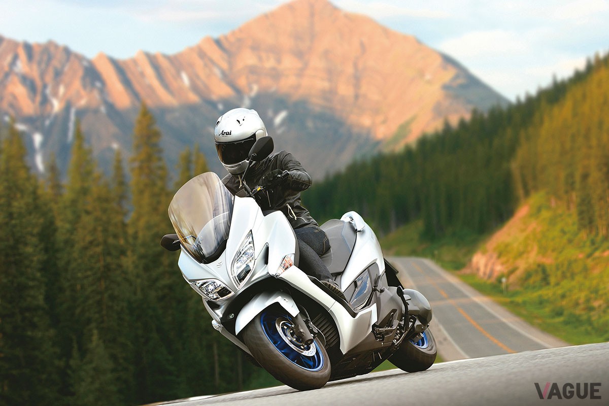 国産唯一の400ccビッグスクーターであるスズキ「バーグマン400 ABS」の価格が改定された