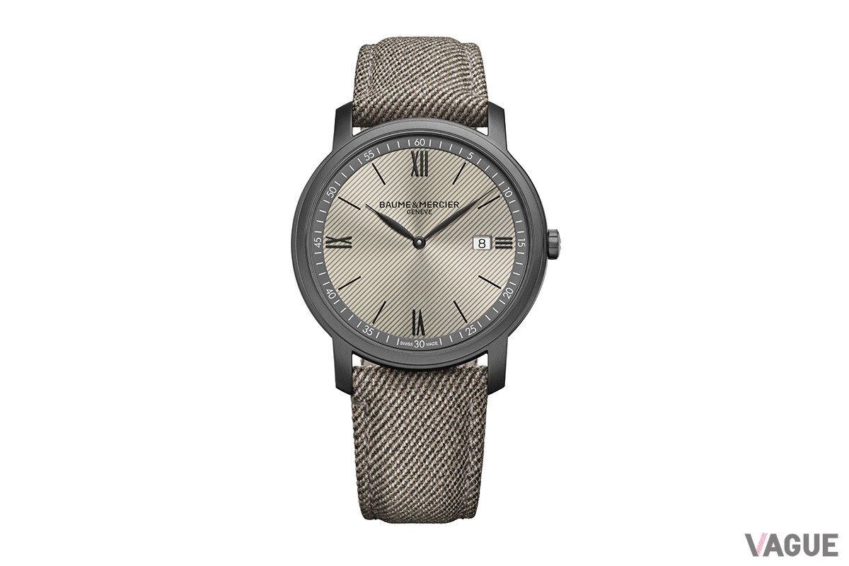 サンサテン仕上げのサンドカラーダイヤルの「M0A10767」