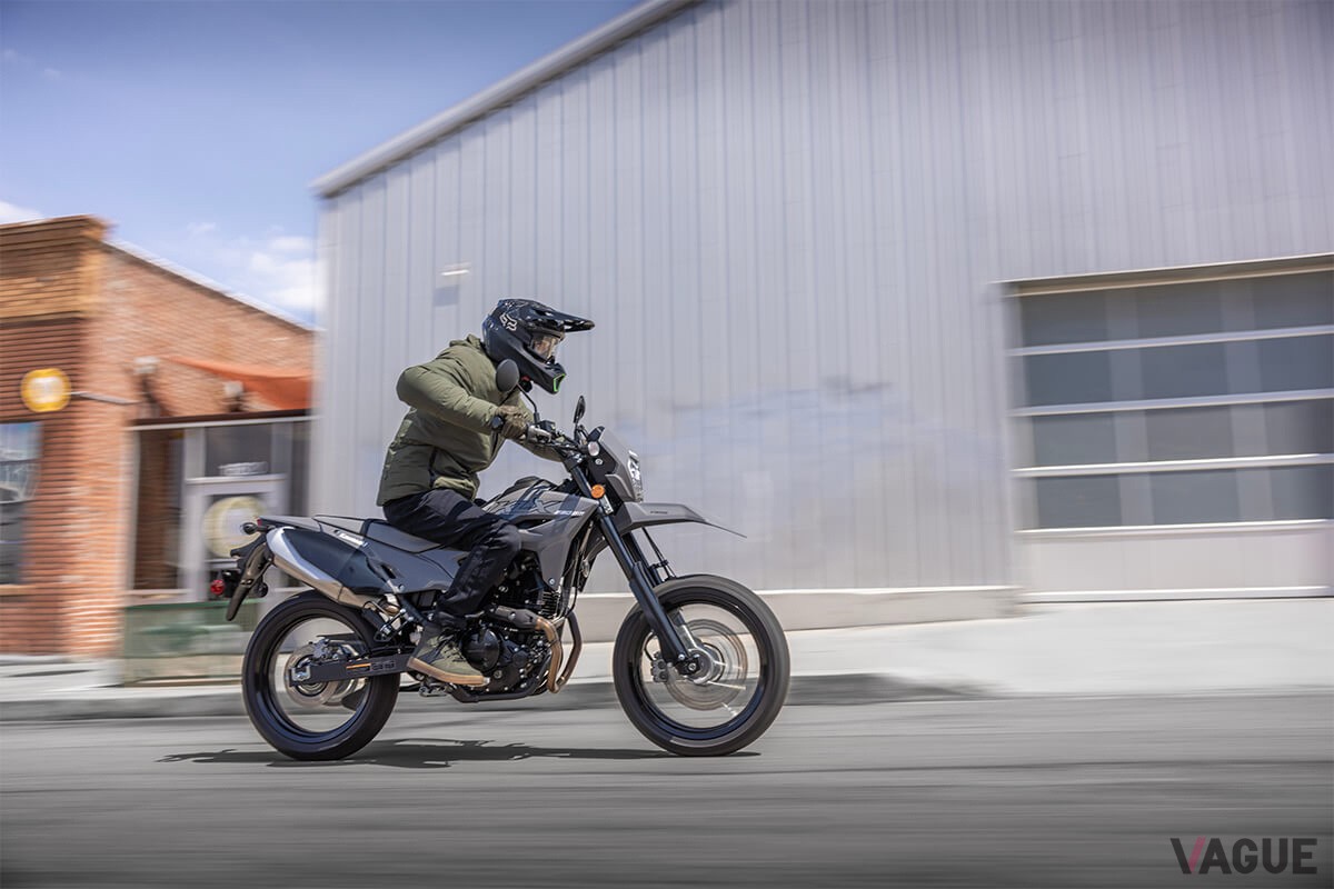 カワサキ新型「KLX230SM」