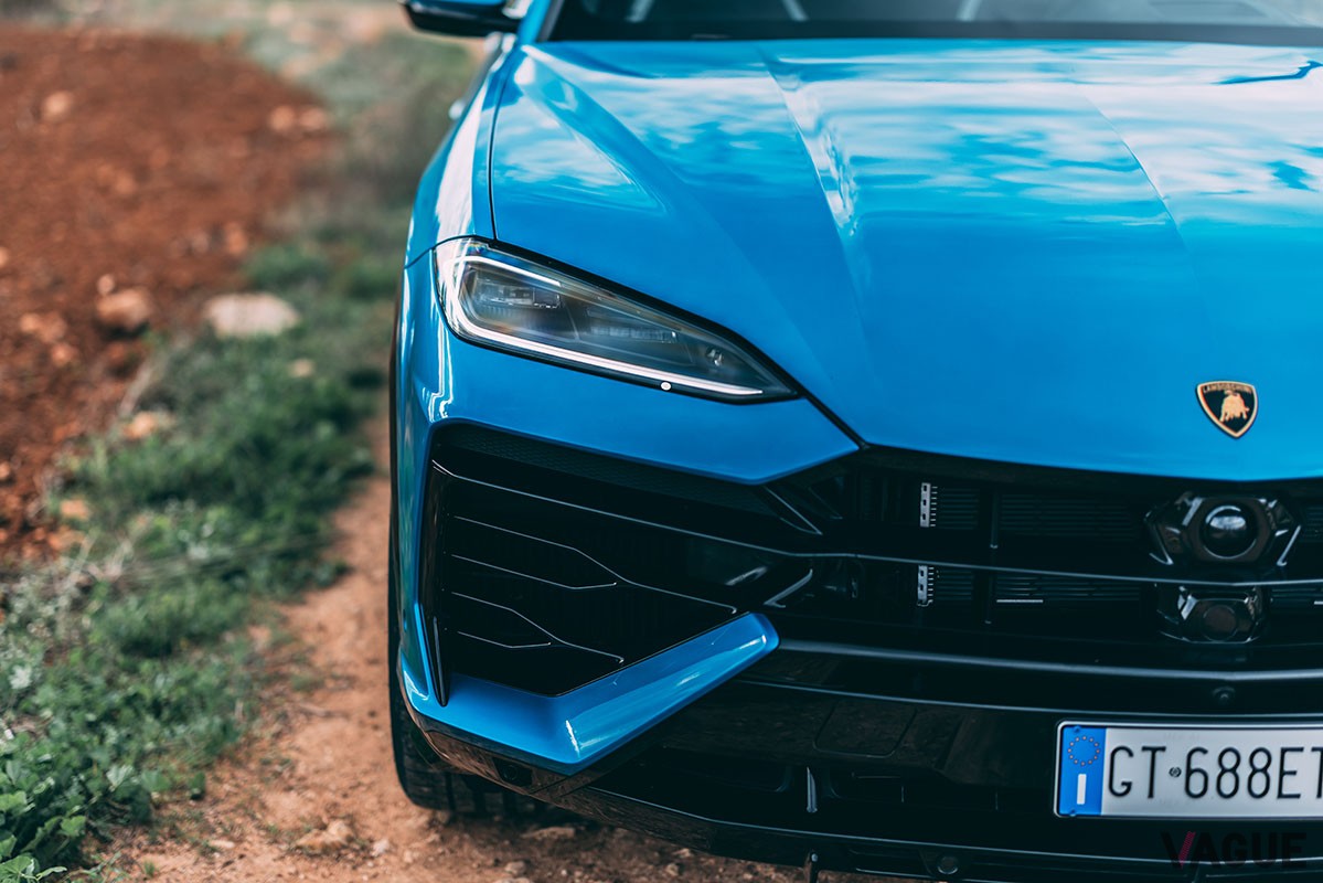 ランボルギーニ新型「ウルスSE」