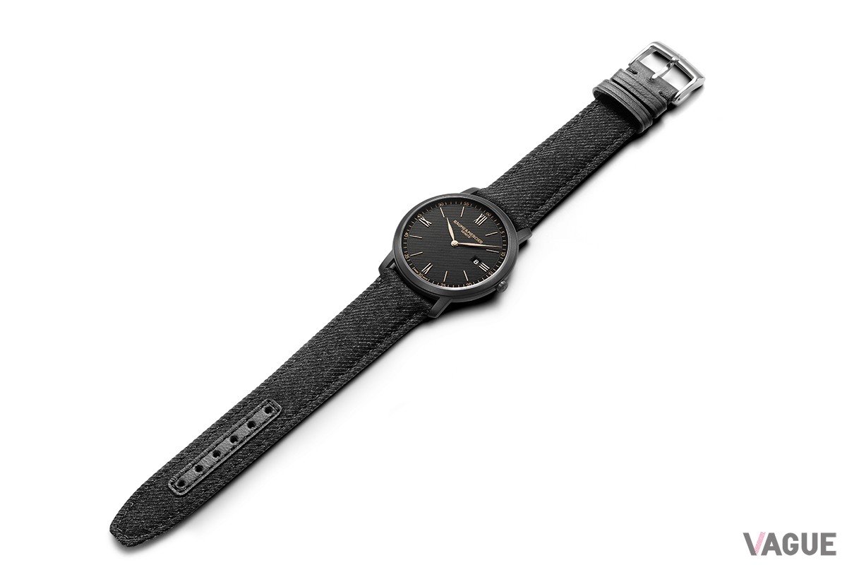 ストラップは信頼性の高いストレートなバネ棒システムにより、ツールを必要とせず簡単に交換可能