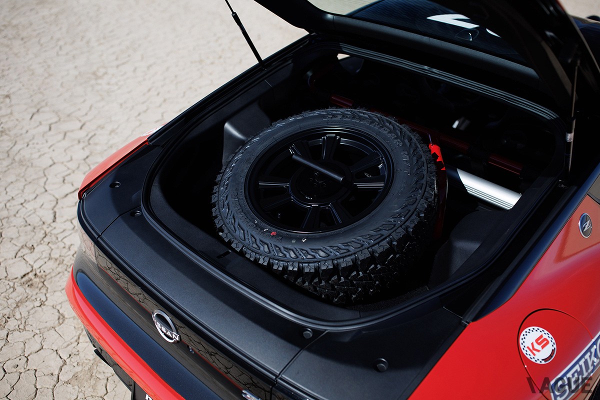 日産「サファリラリー Z トリビュート」