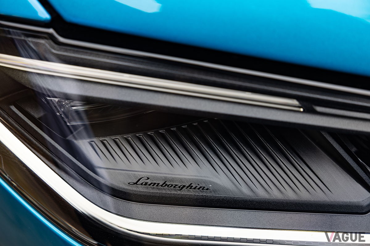 ランボルギーニ新型「ウルスSE」