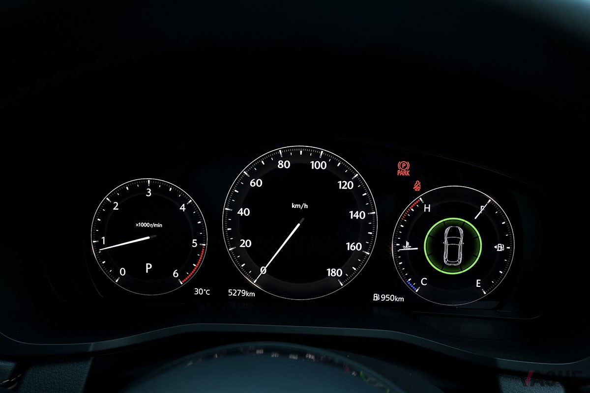 マツダ新型「CX-80」
