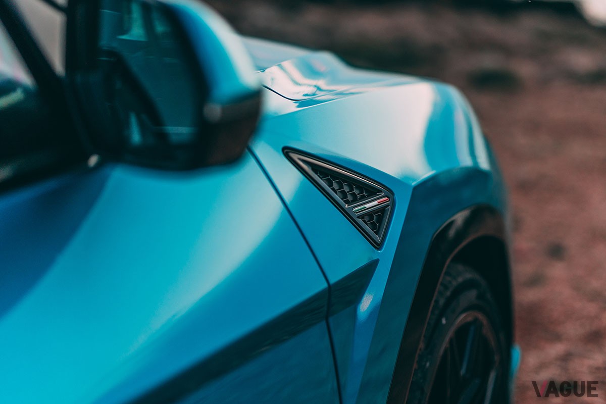 ランボルギーニ新型「ウルスSE」