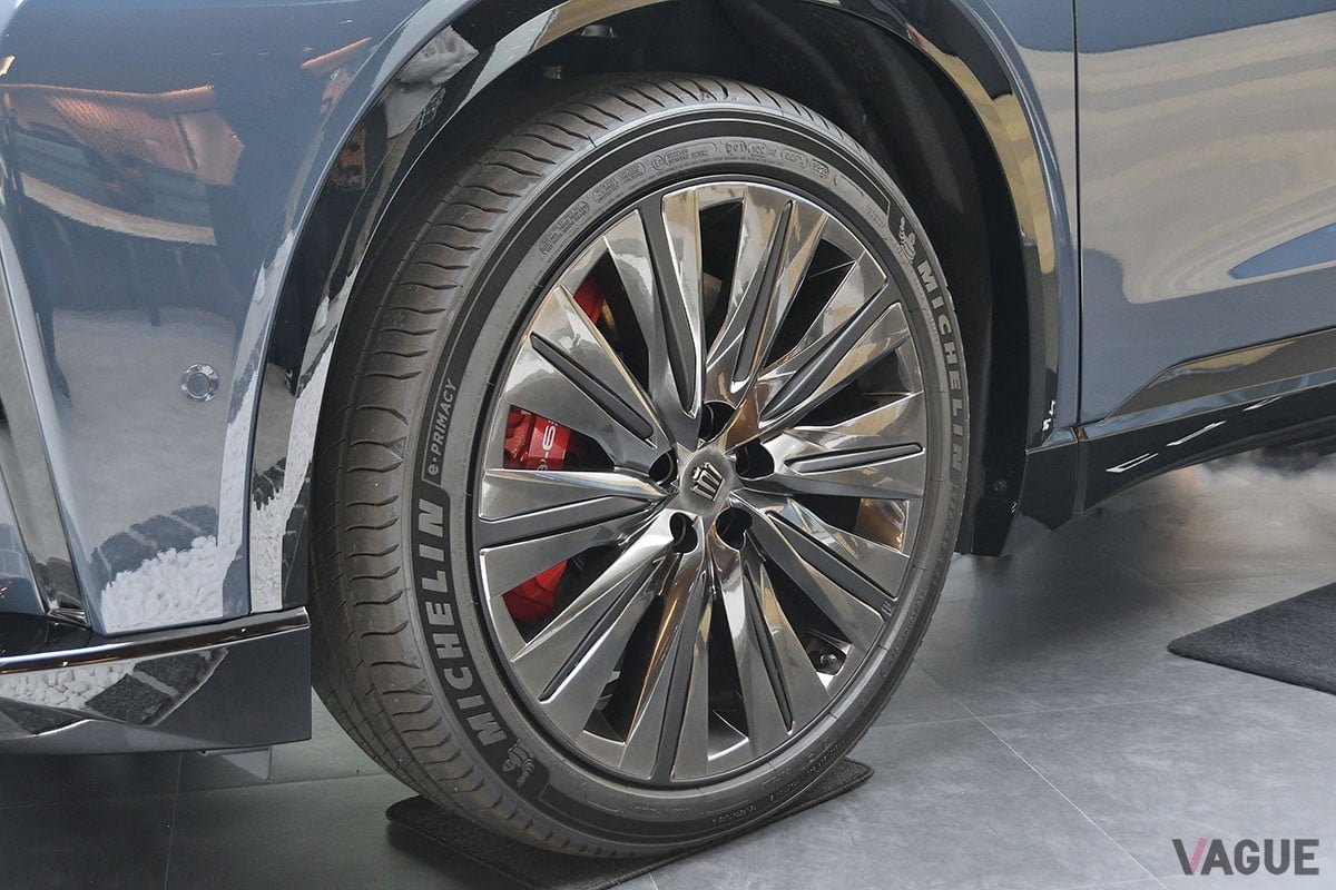 トヨタ新型「クラウン・エステート」