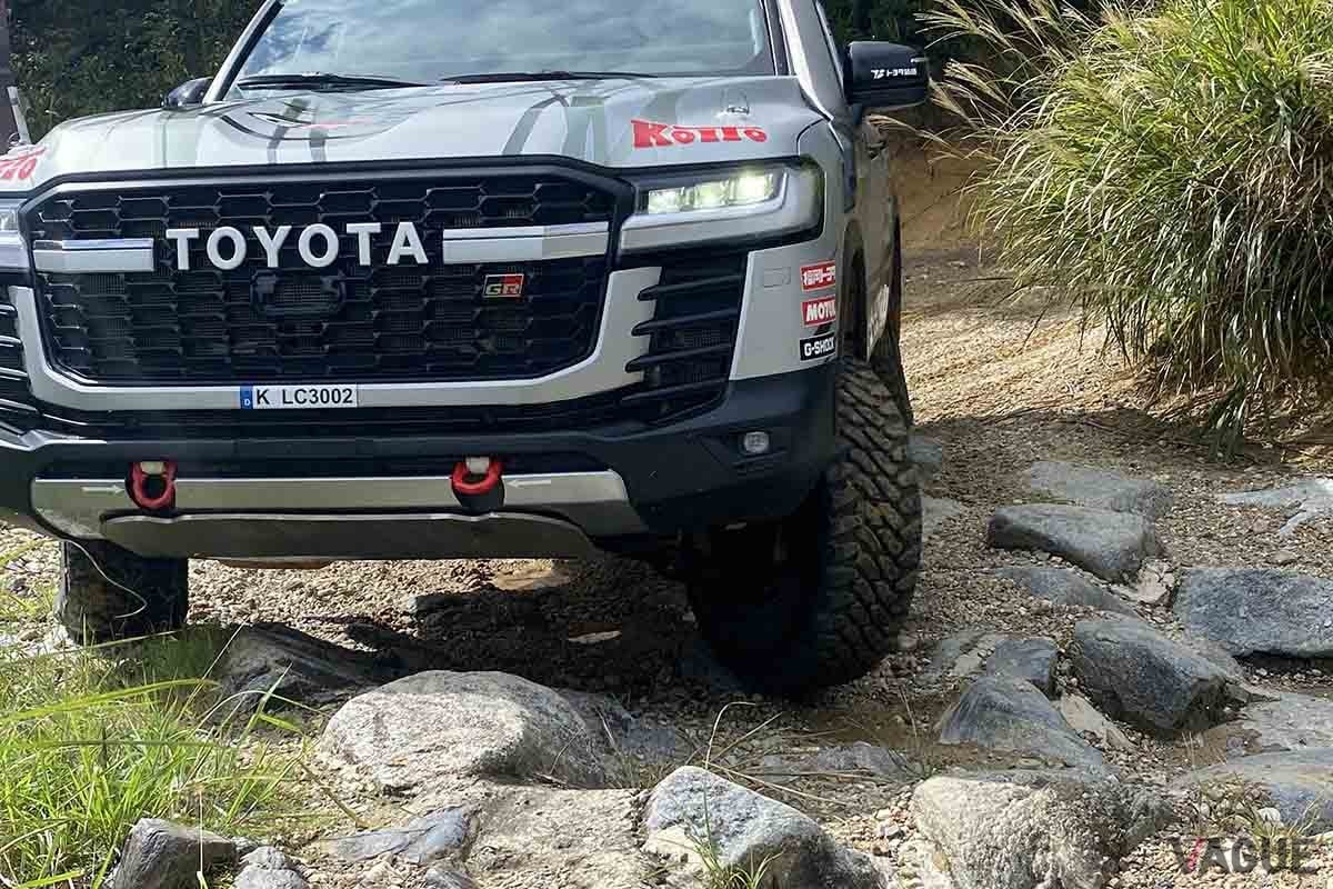 TLC「ランドクルーザー300 GR SPORT」2024ダカールラリー参戦車両