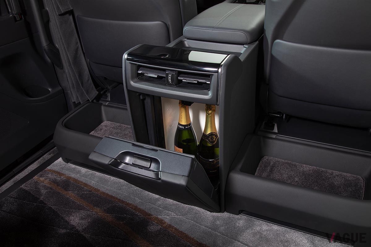 トヨタ車体「ヴェルファイア スペーシャスラウンジ コンセプト」