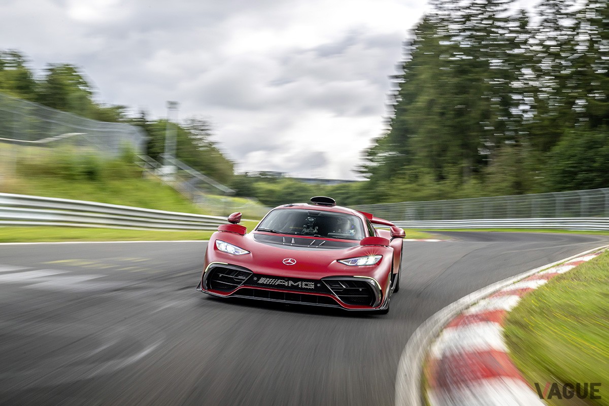 ノルドシュライフェで6分29秒090という量産車の新記録を叩き出したメルセデスAMG「ワン」