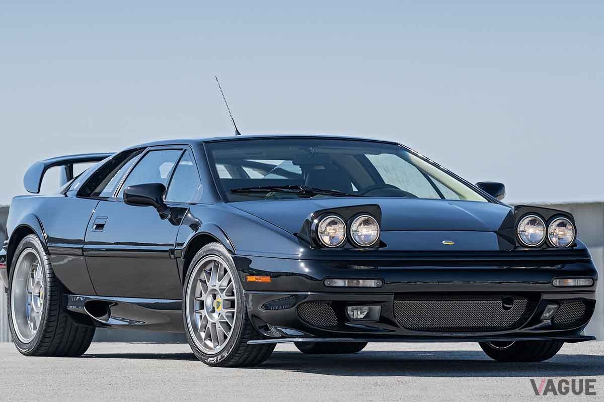 海外オークションに出品された2003年式ロータス「エスプリ V8 SEファイナルエディション」 William Walker ©2024 Courtesy of RM Sotheby's
