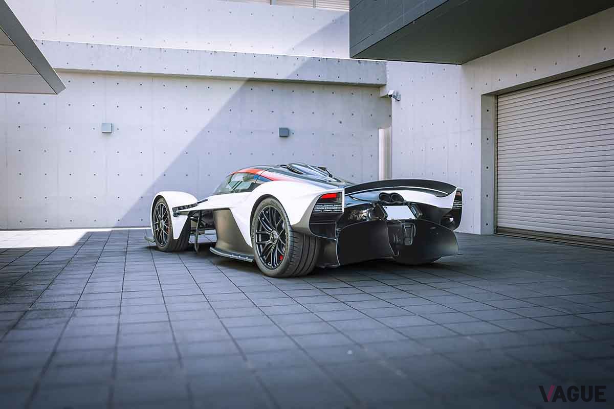 RMサザビーズオークションに登場した20222年式アストンマーティン「ヴァルキリー」走行距離わずか109㎞という極上車だ Alfie Goodrich ©2024 Courtesy of RM Sotheby's