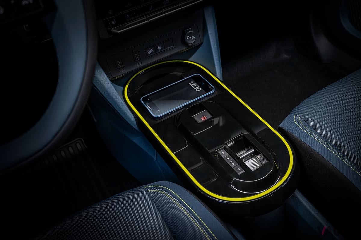 すでに欧州市場の一部では販売されているフィアット新型「グランデパンダ」