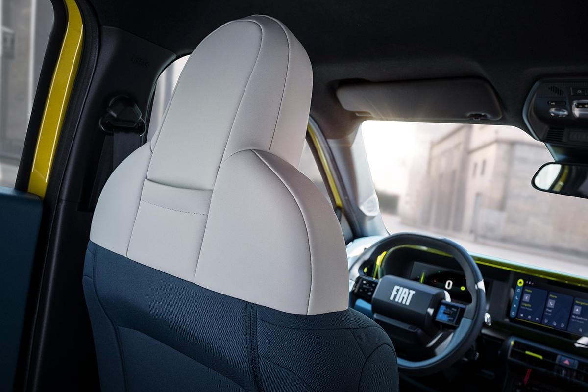 すでに欧州市場の一部では販売されているフィアット新型「グランデパンダ」