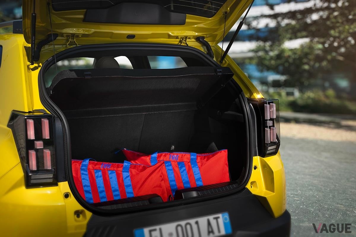 すでに欧州市場の一部では販売されているフィアット新型「グランデパンダ」