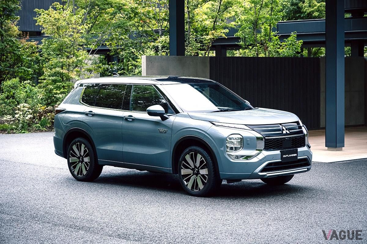 三菱改良新型「アウトランダー」
